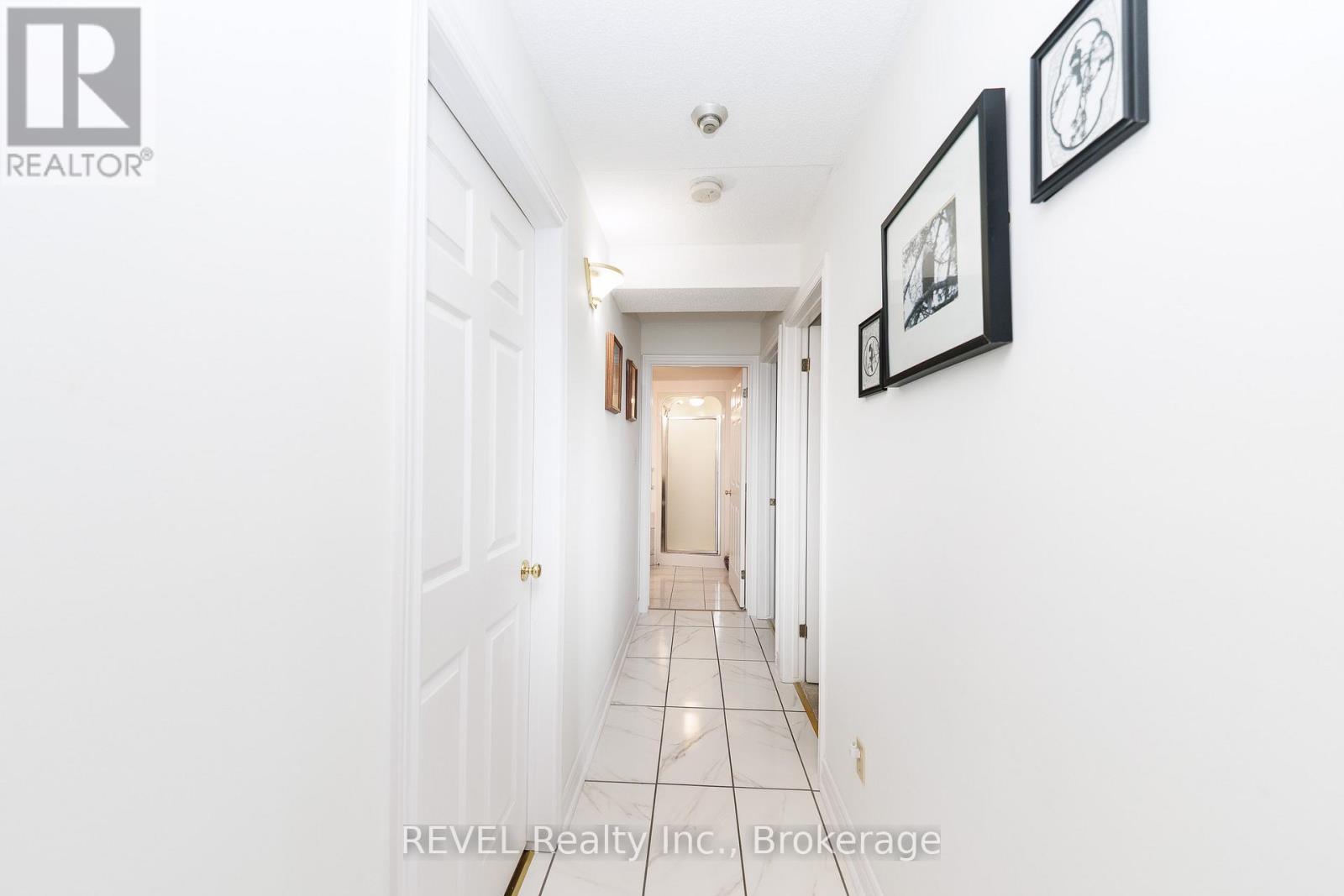 #301 3364 MONTROSE ROAD - 12