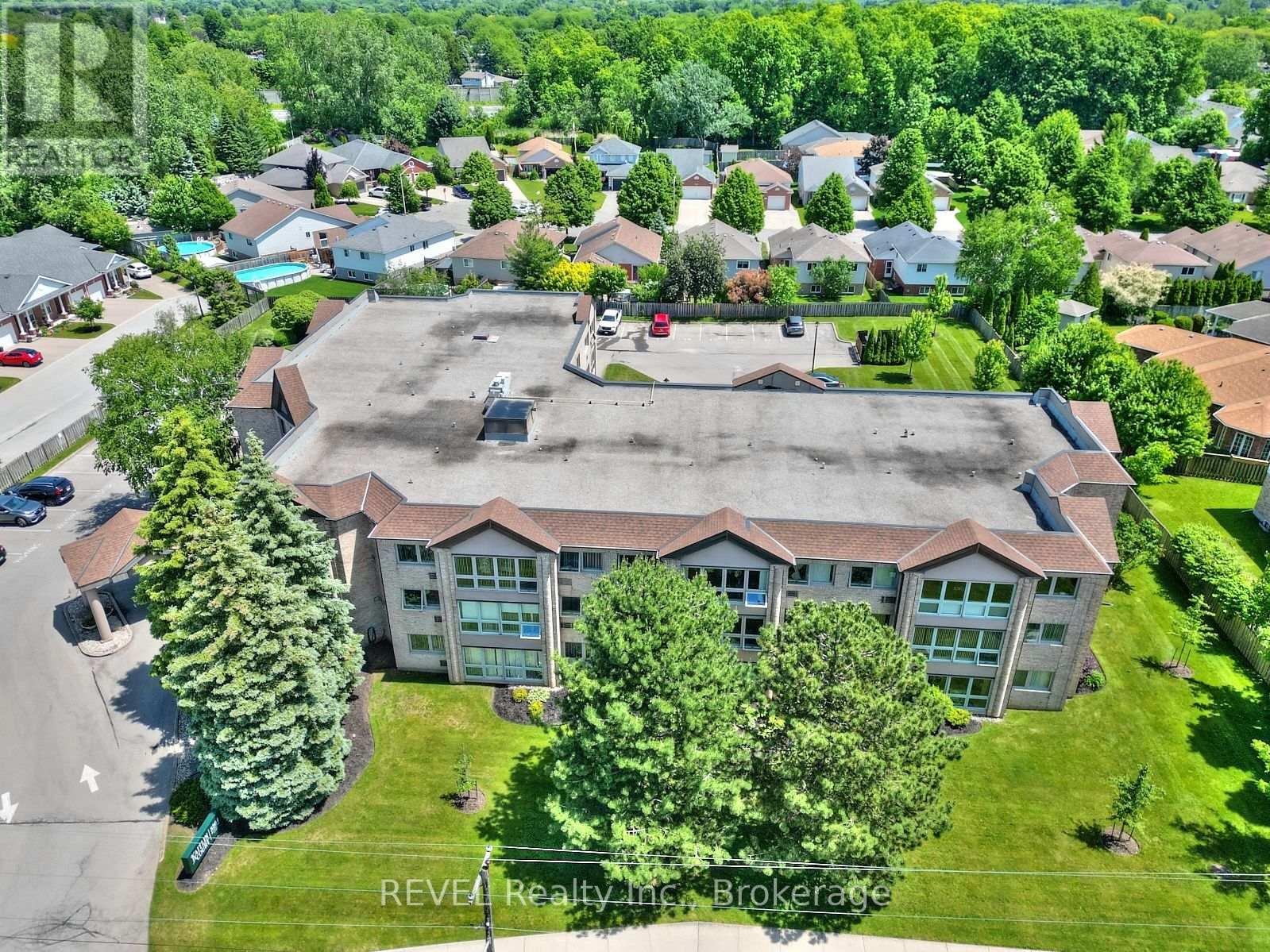#301 3364 MONTROSE ROAD - 29