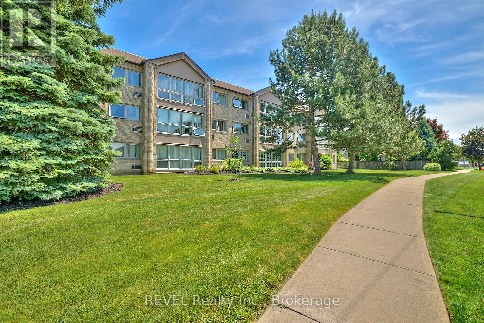 #301 3364 MONTROSE ROAD - 3