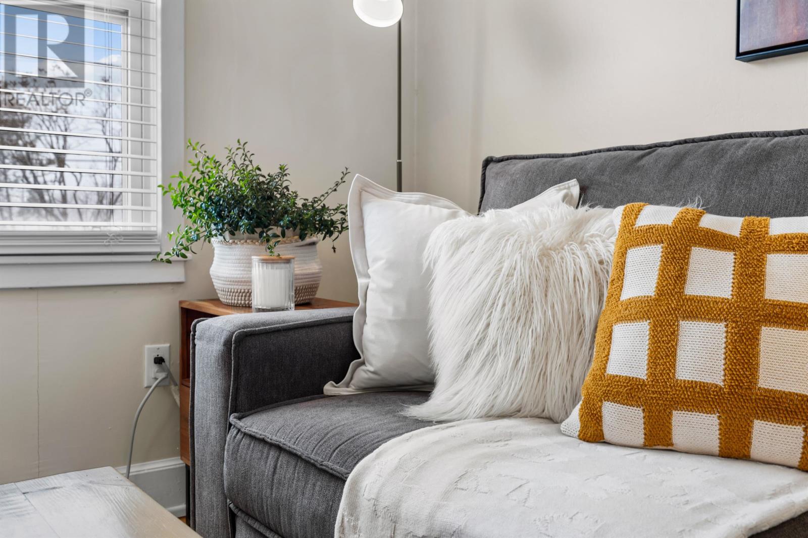 152 MOUNT EDWARD ROAD - 16