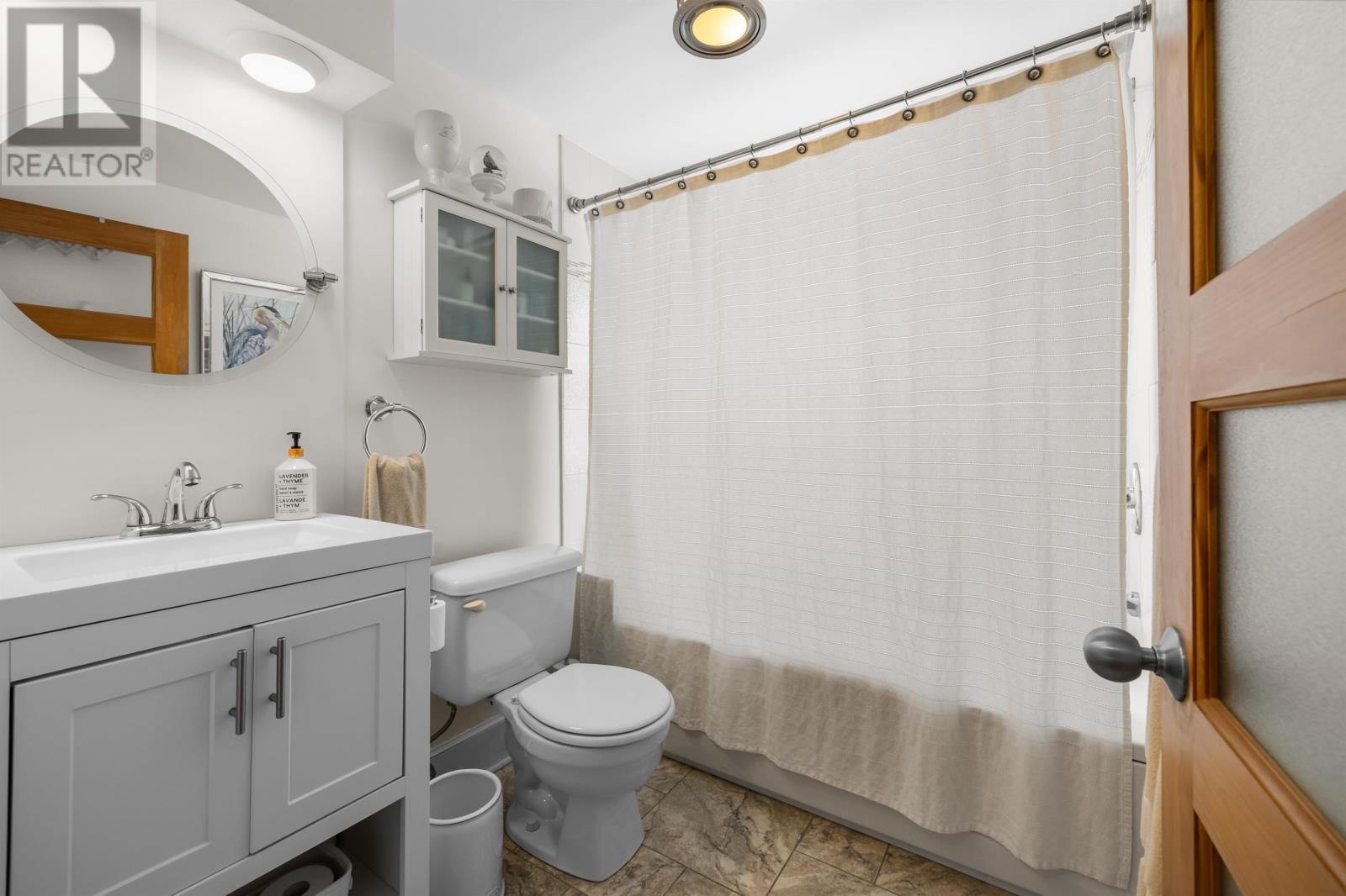 152 MOUNT EDWARD ROAD - 22