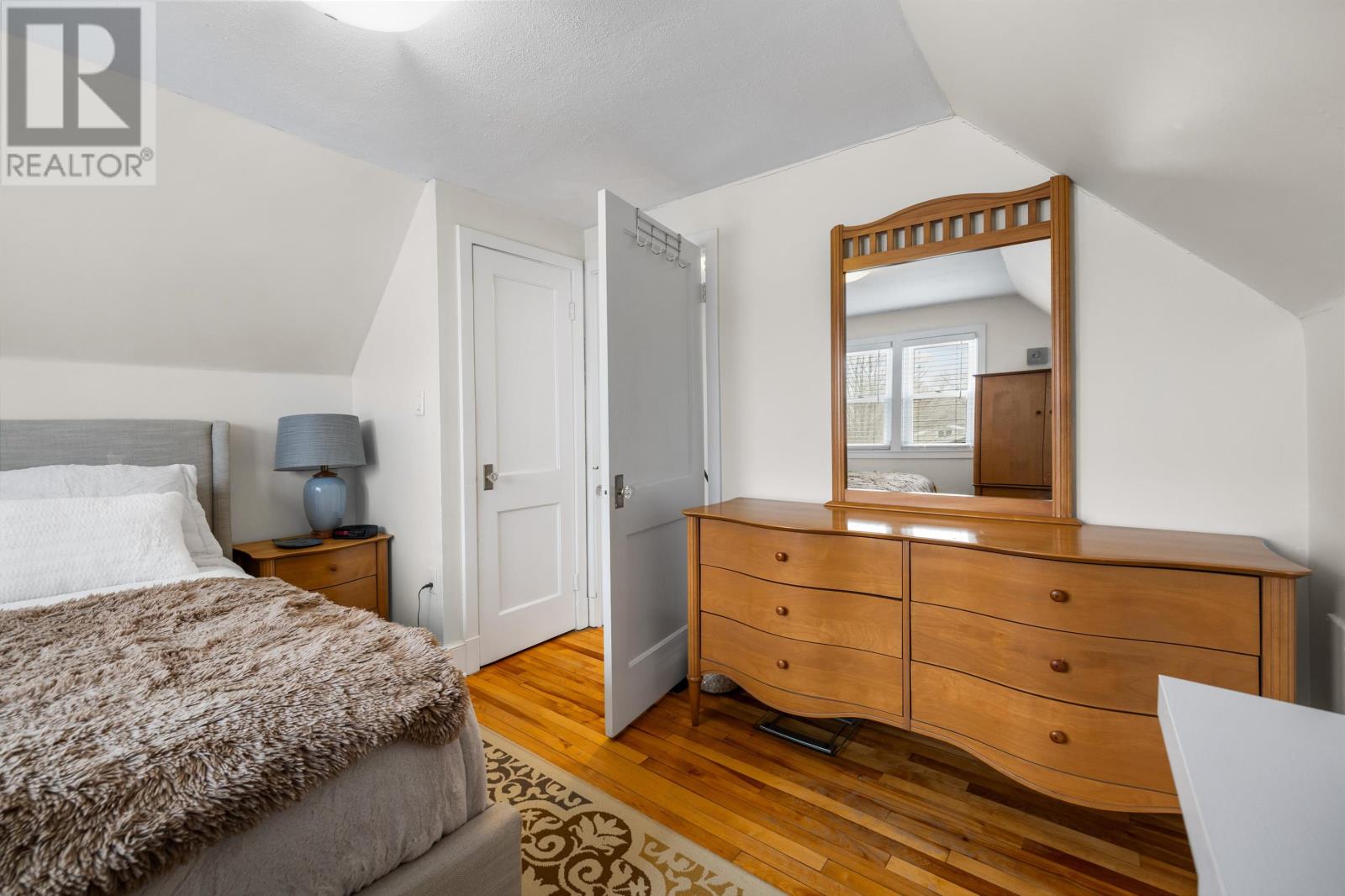 152 MOUNT EDWARD ROAD - 25