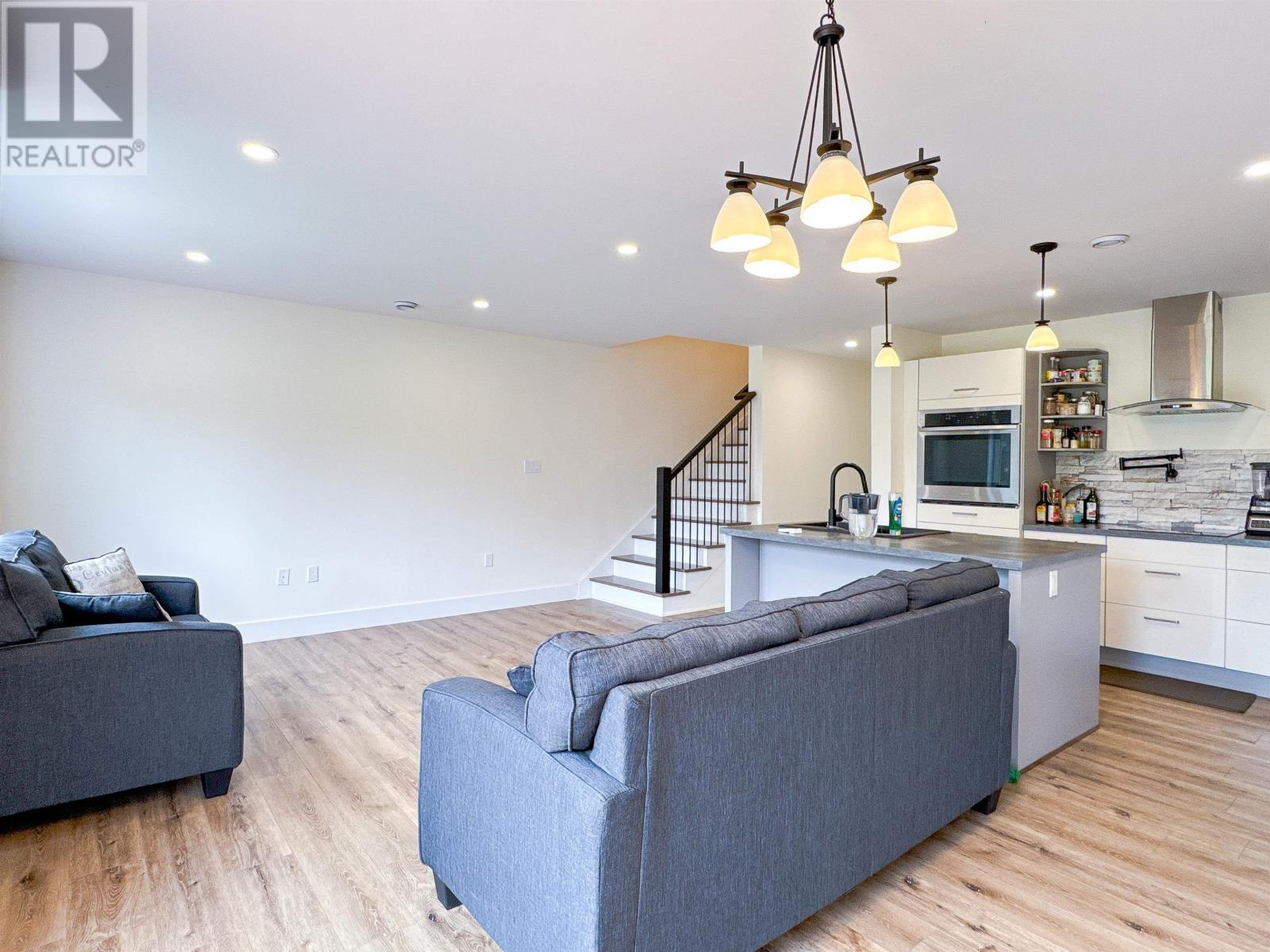 14 Enderis Lane - 9