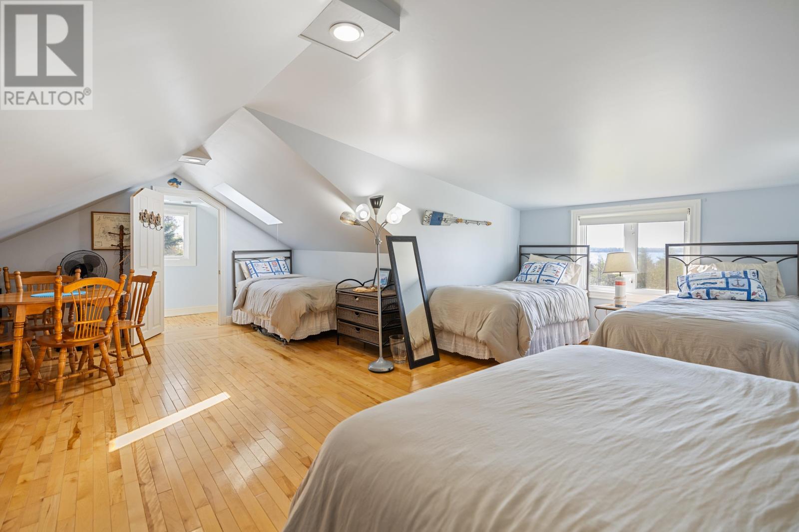 294 BRUCE POINT ROAD - 30