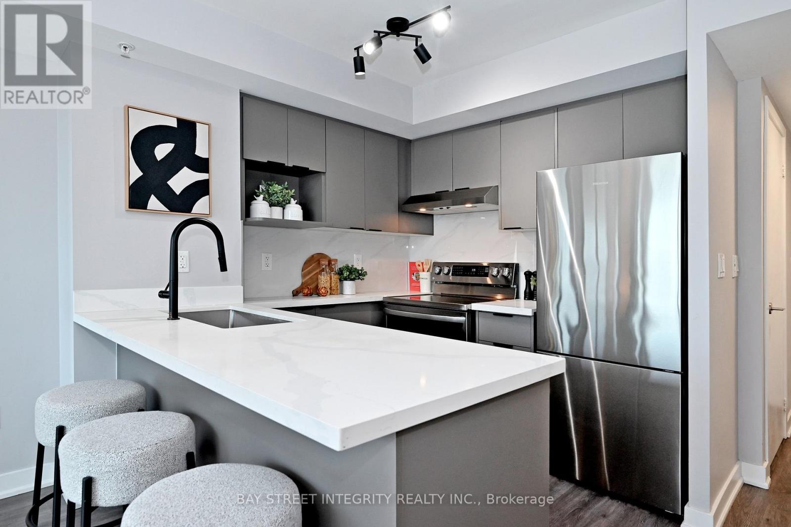#1701 5740 YONGE STREET - 13