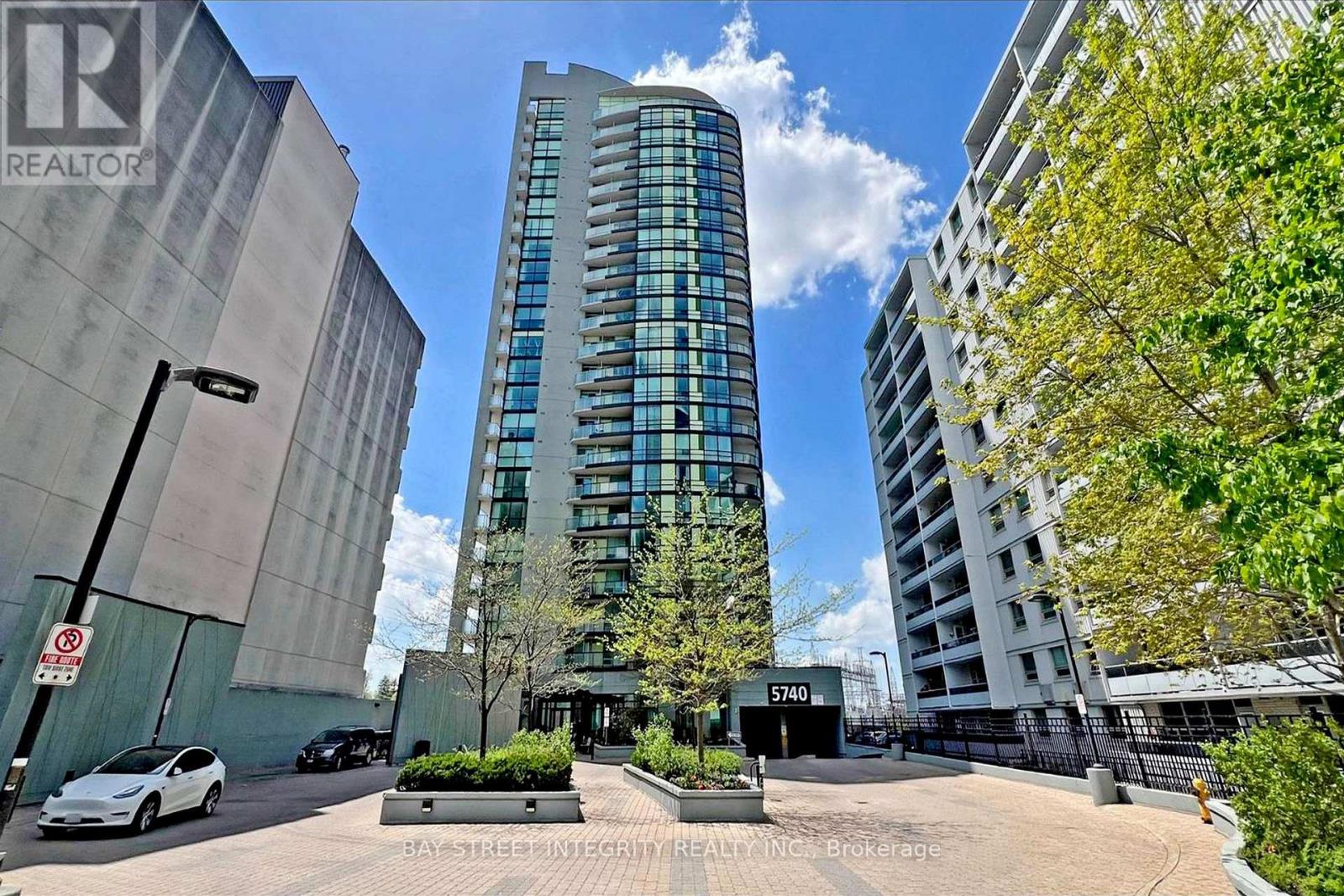 #1701 5740 YONGE STREET - 2