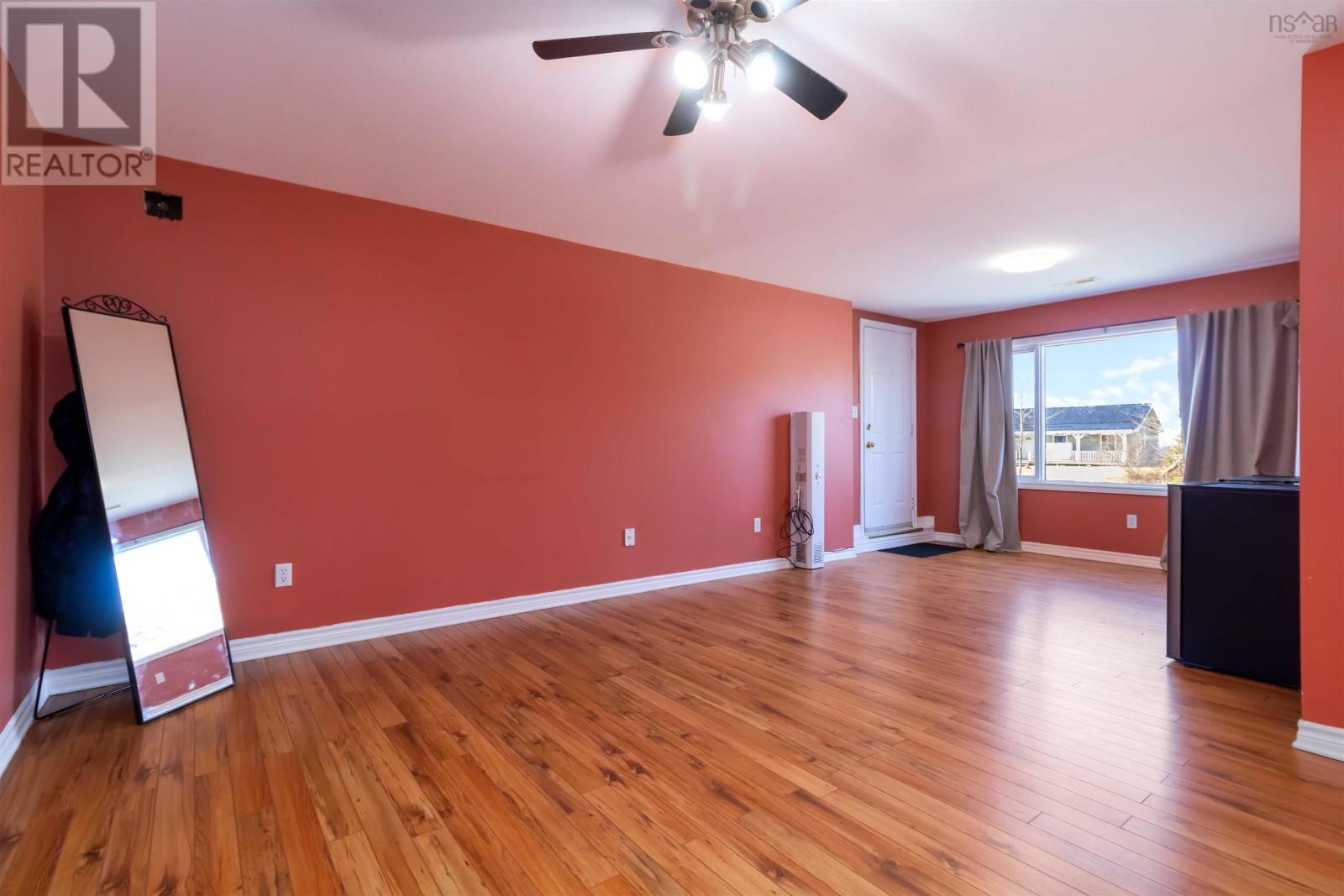 Property 32 of 48 of 606 Caldwell Road