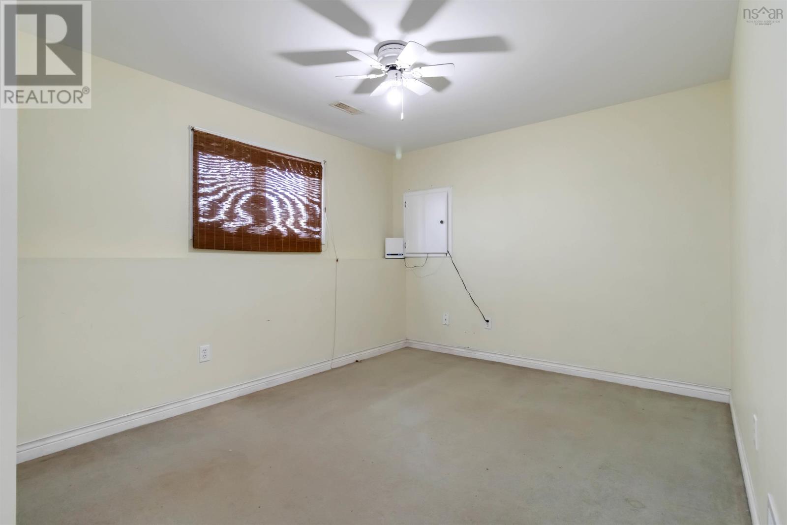 Property 35 of 48 of 606 Caldwell Road