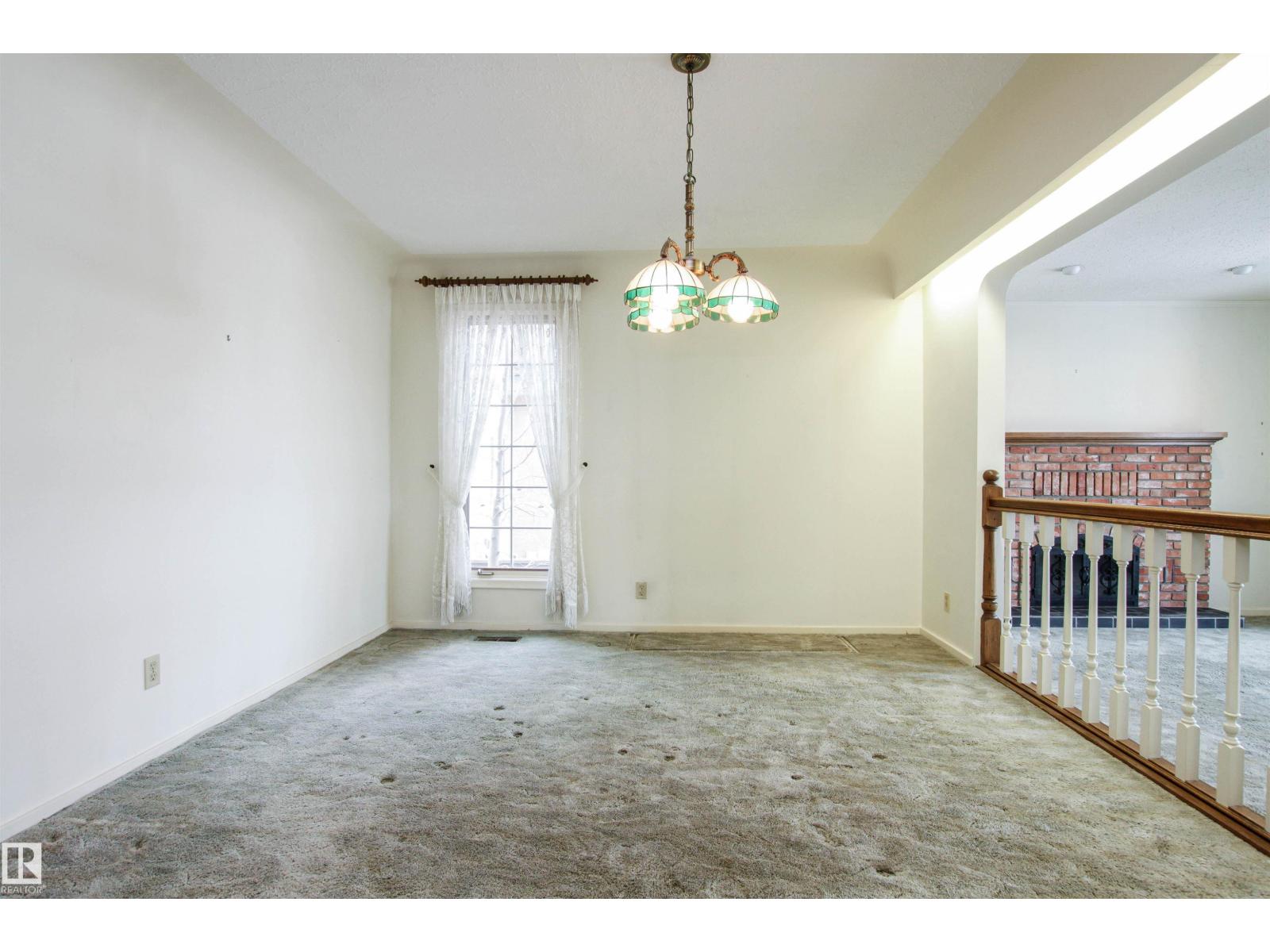 9539 88 AV NW, Edmonton