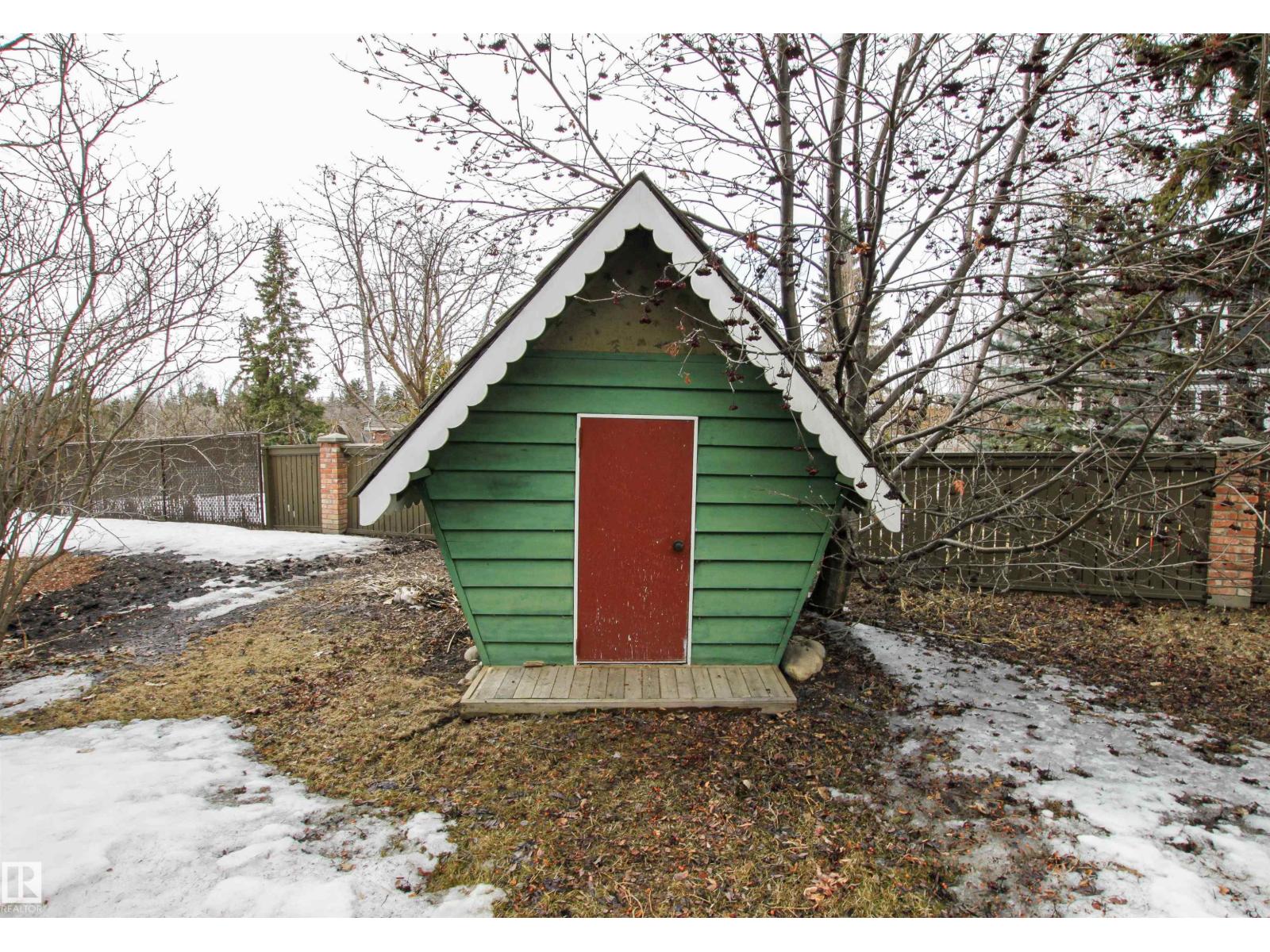 9539 88 AV NW, Edmonton