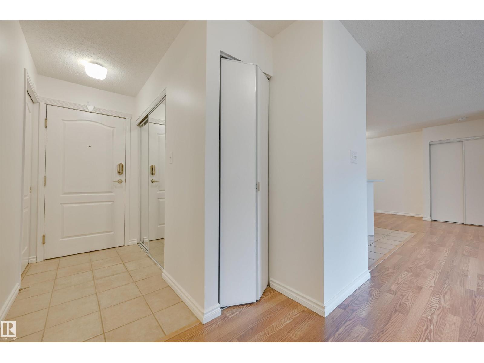 #106 11915 106 AV NW, Edmonton