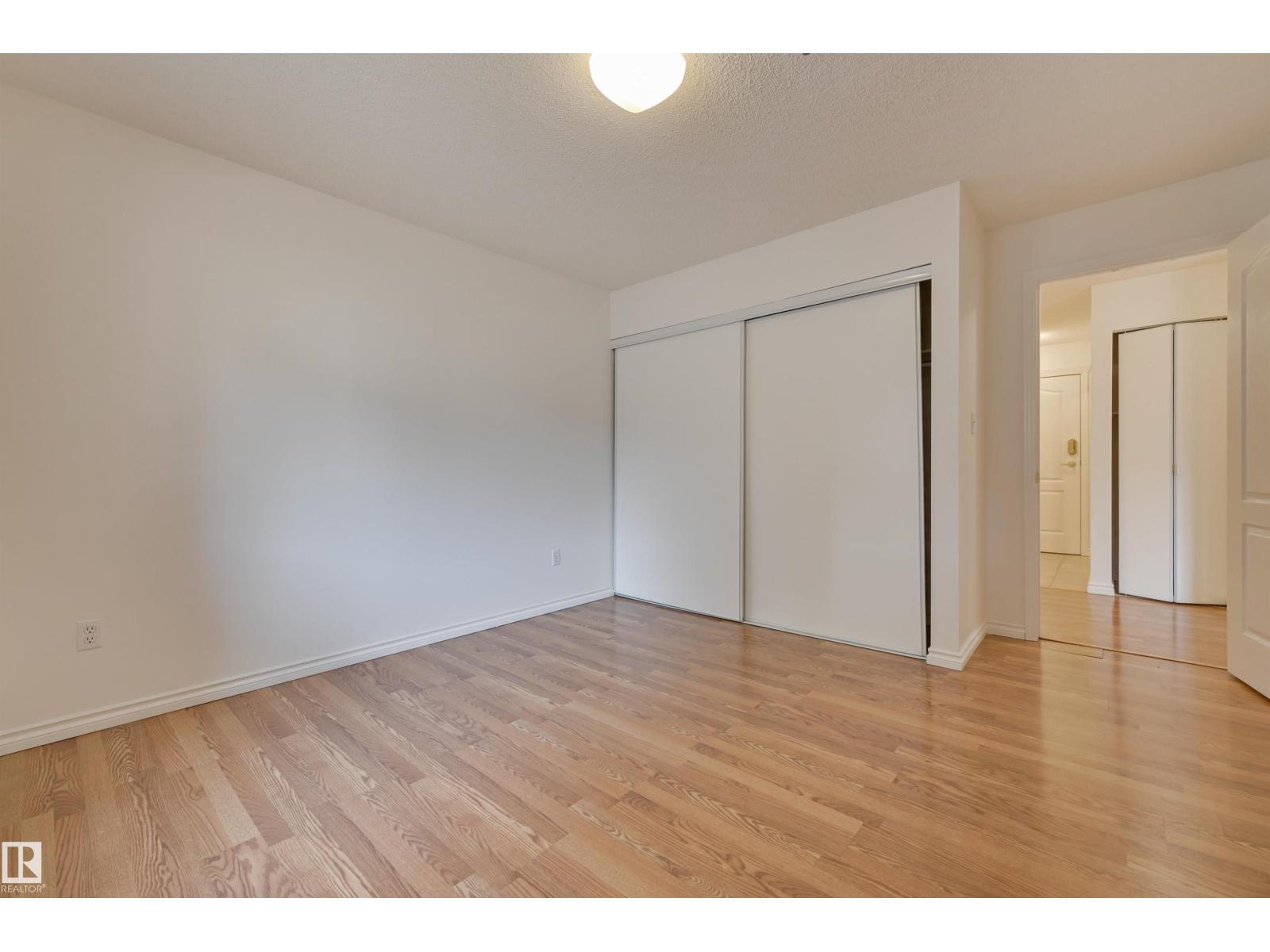 #106 11915 106 AV NW, Edmonton