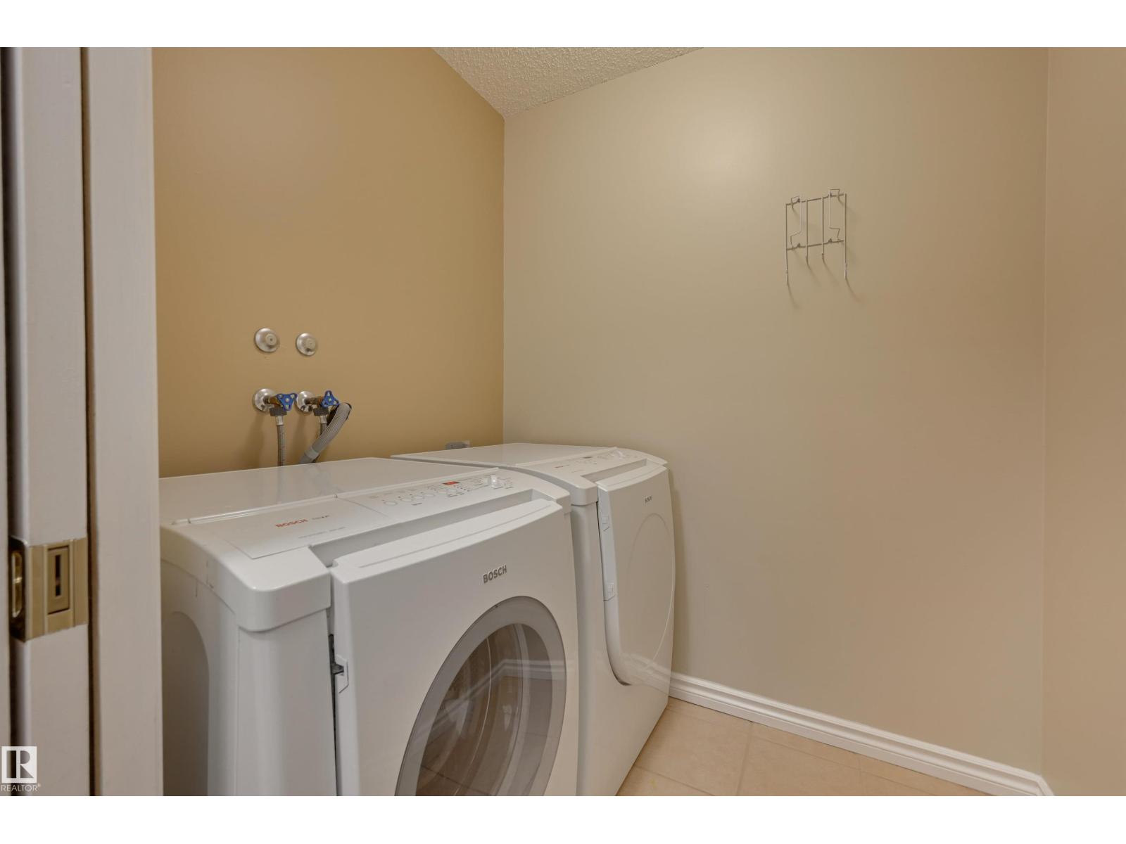 #106 11915 106 AV NW, Edmonton