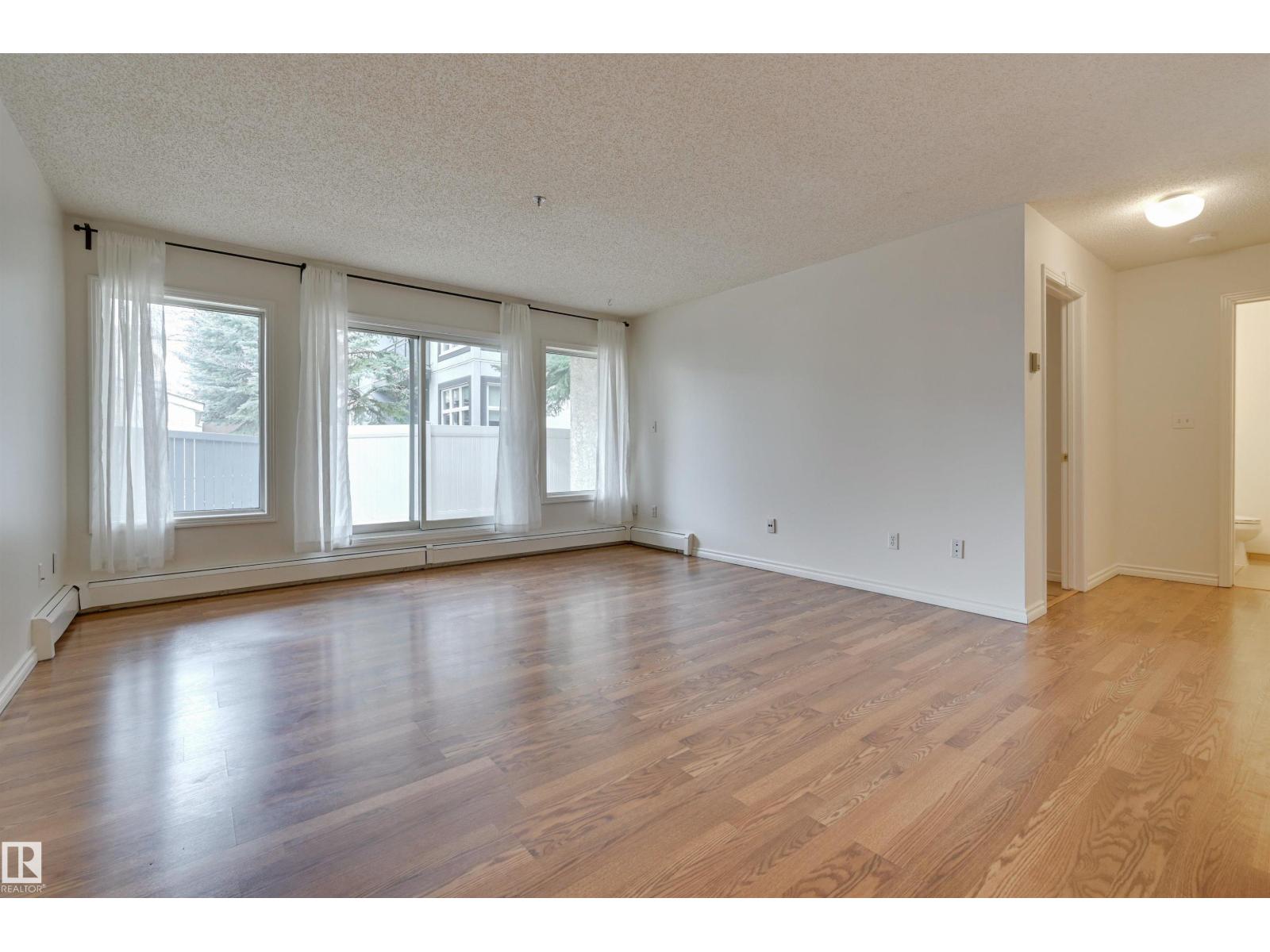 #106 11915 106 AV NW, Edmonton