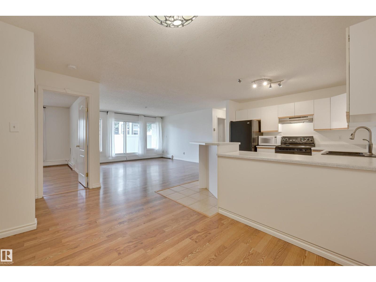 #106 11915 106 AV NW, Edmonton