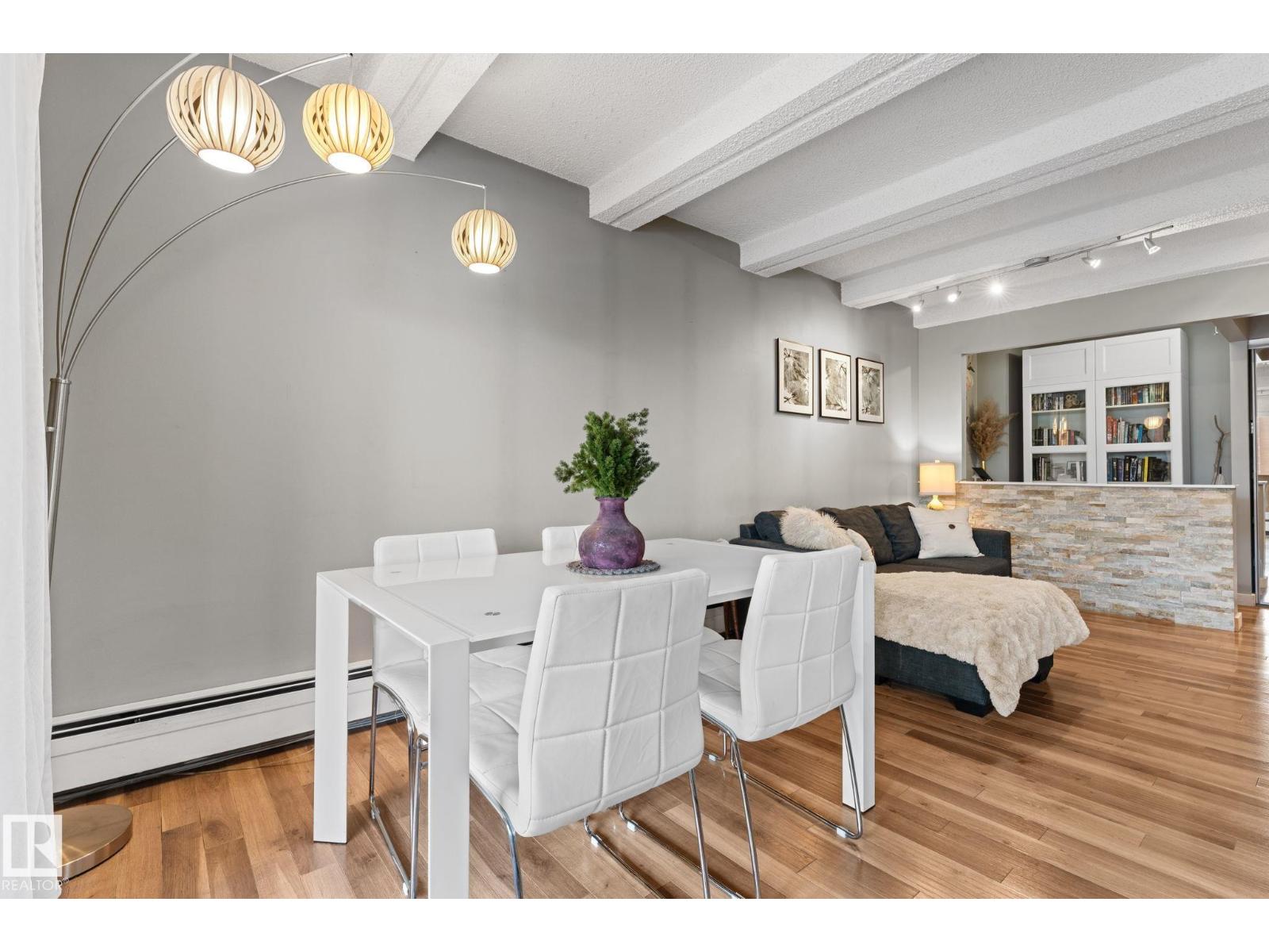 #1911 9918 101 ST NW, Edmonton