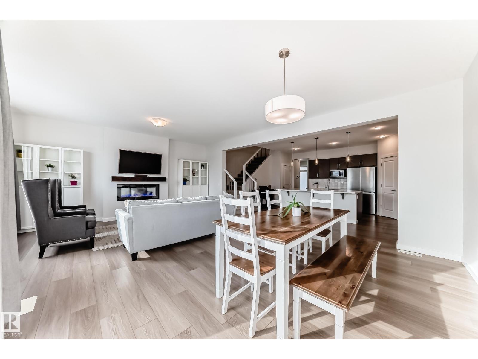 2935 CHOKECHERRY CM SW, Edmonton