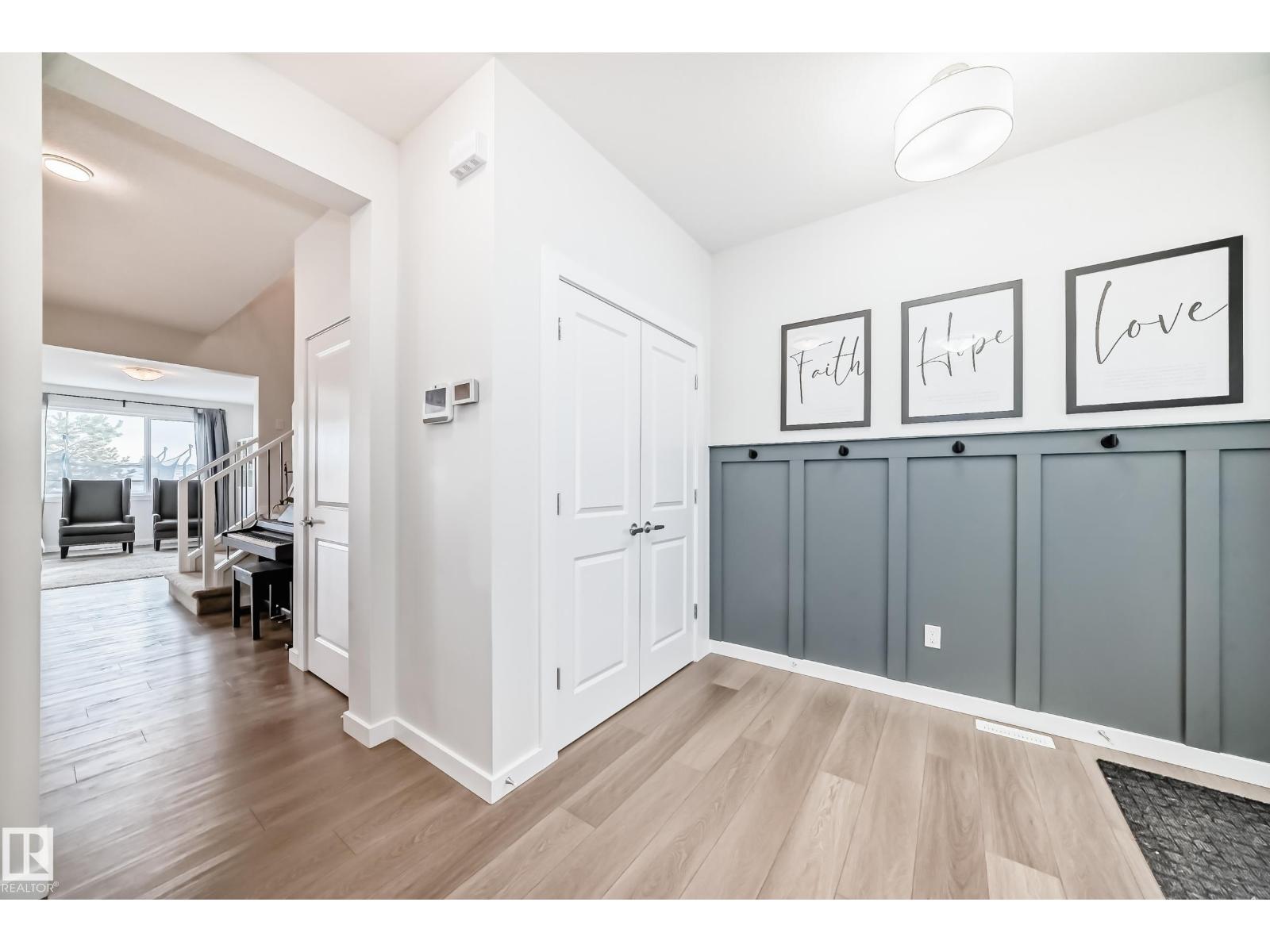 2935 CHOKECHERRY CM SW, Edmonton