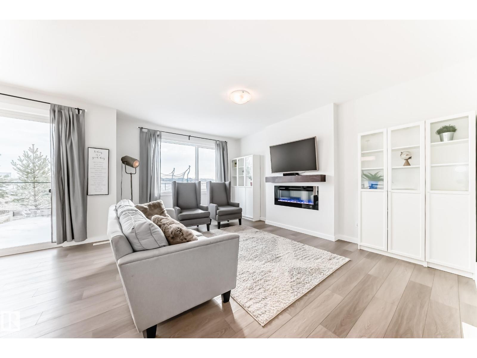 2935 CHOKECHERRY CM SW, Edmonton