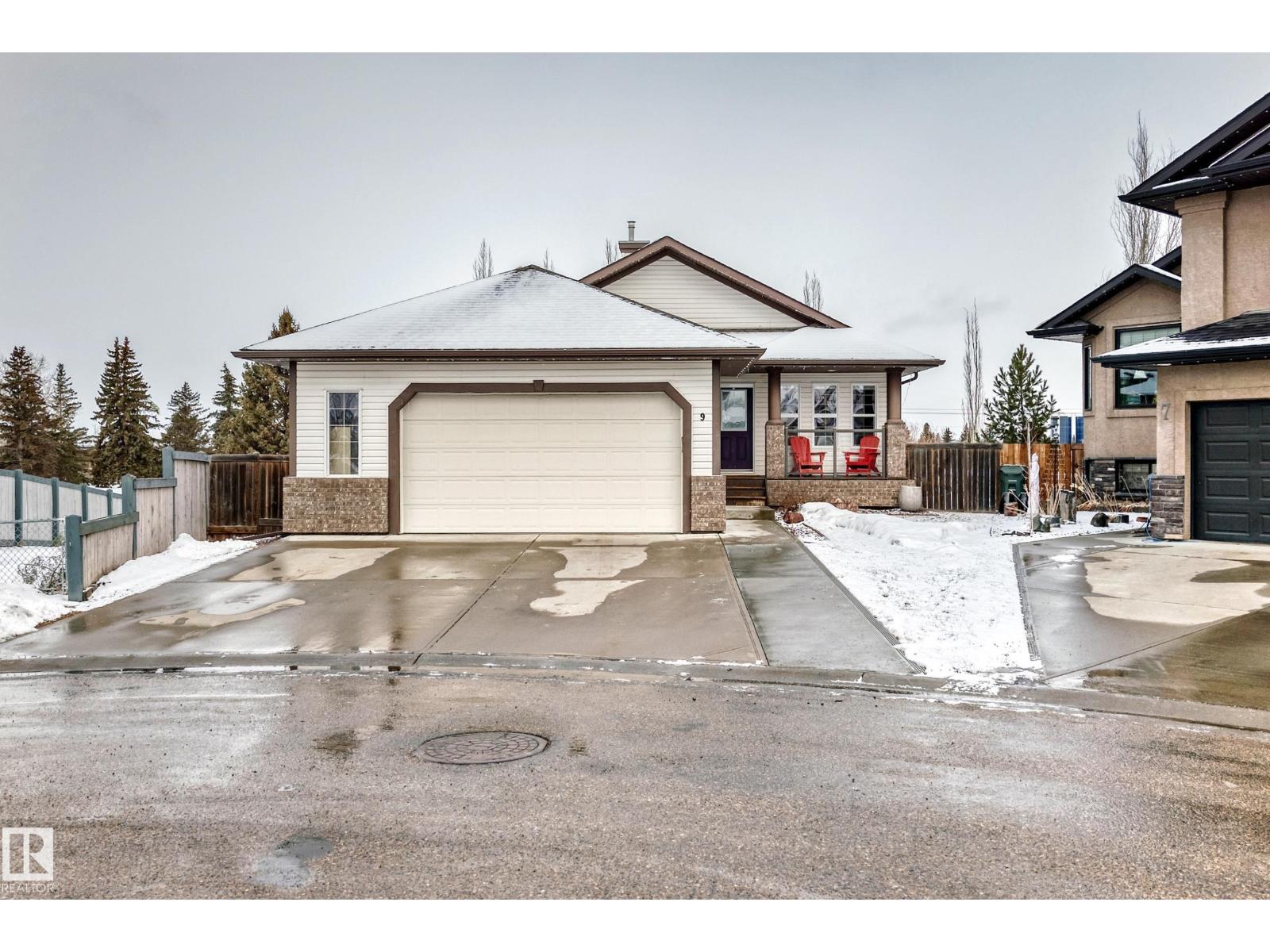 9 Linksview CV, Spruce Grove