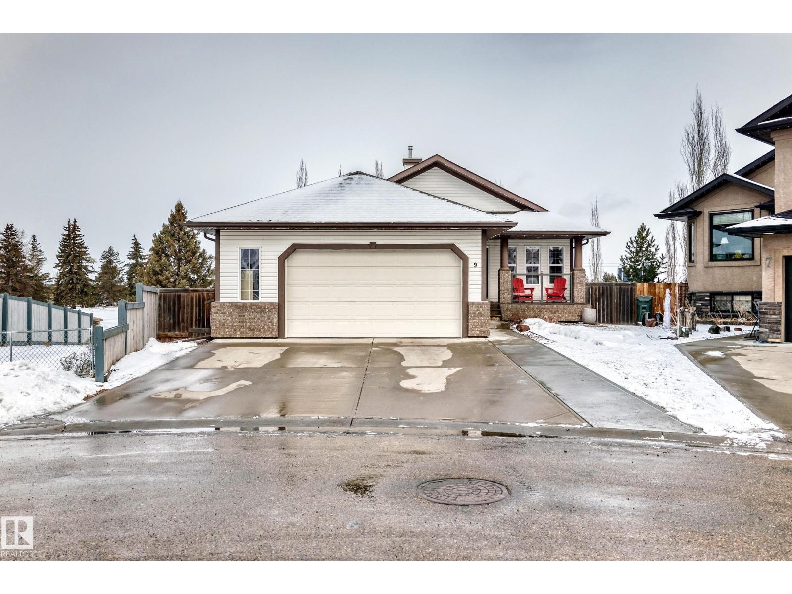 9 Linksview CV, Spruce Grove