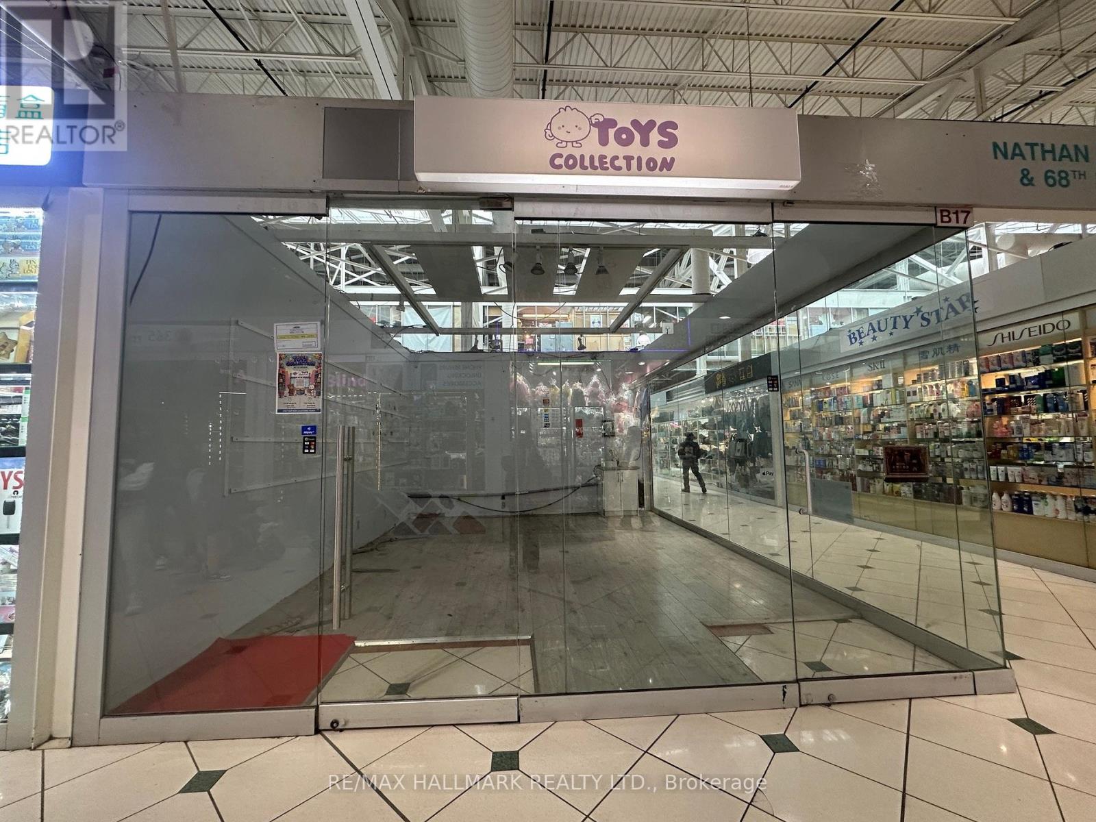 B17 4300 STEELES AVENUE EAST N