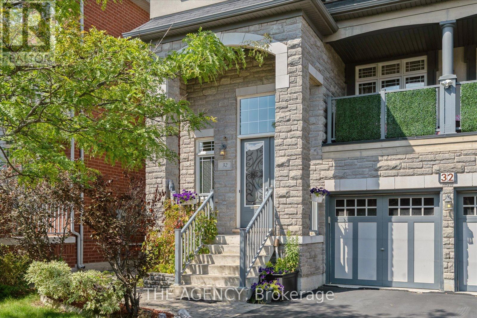 32 TIMNA CRESCENT - 2