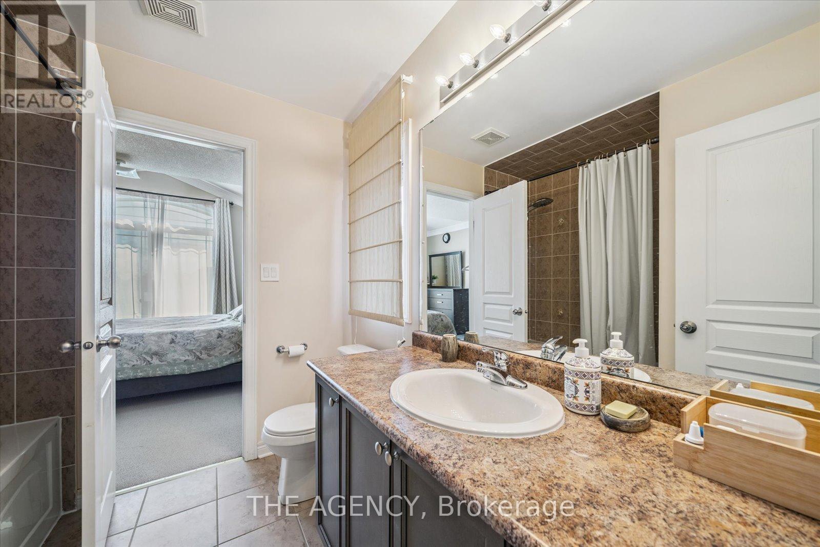 32 TIMNA CRESCENT - 23