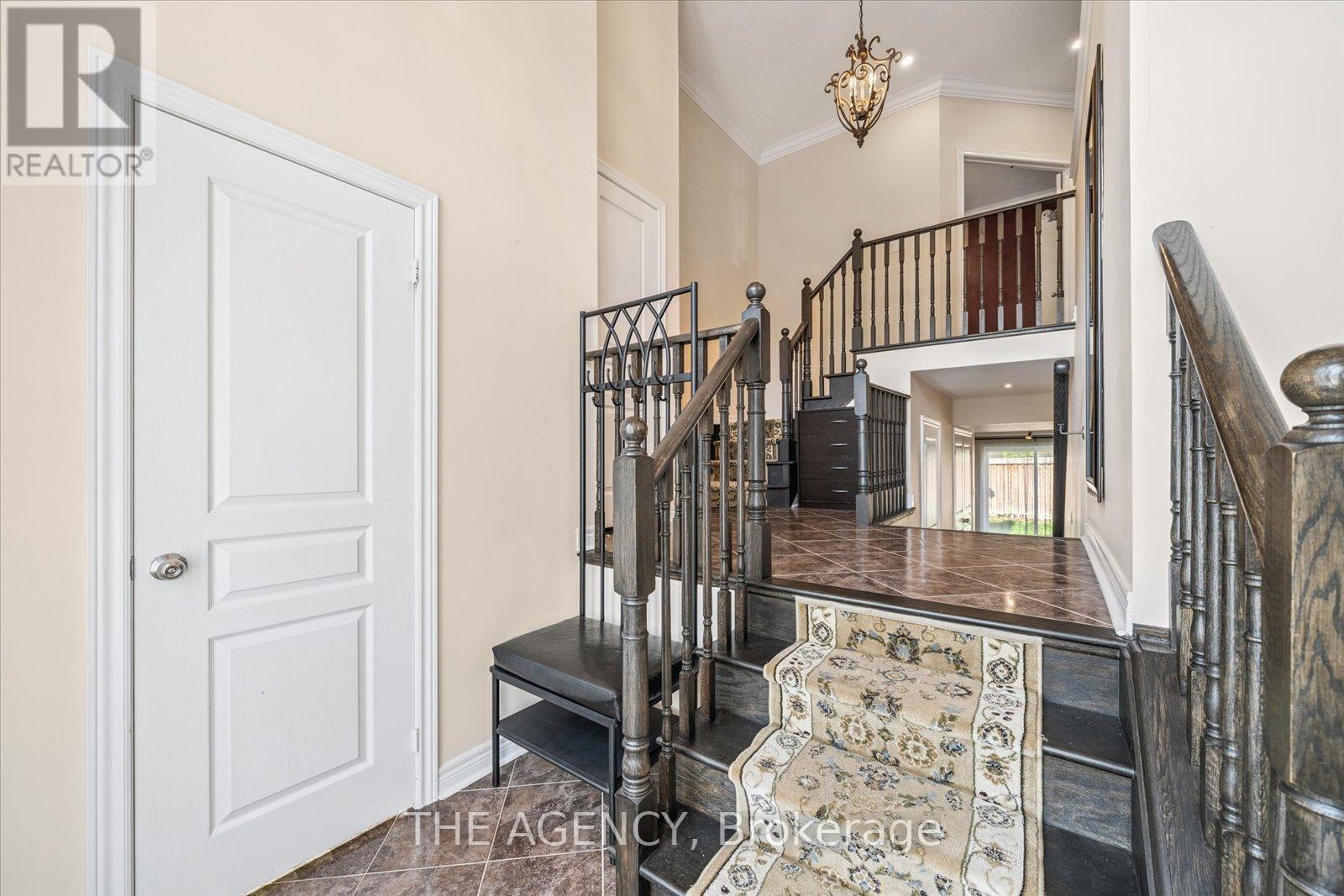 32 TIMNA CRESCENT - 4