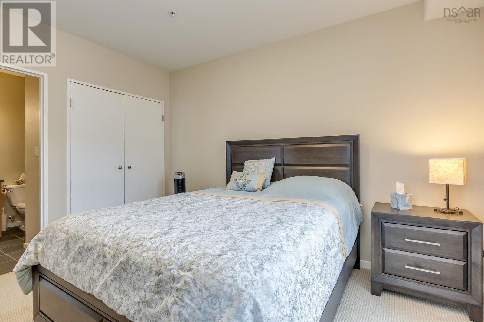 Property 20 of 41 of 310 5221 Nora Benard Street