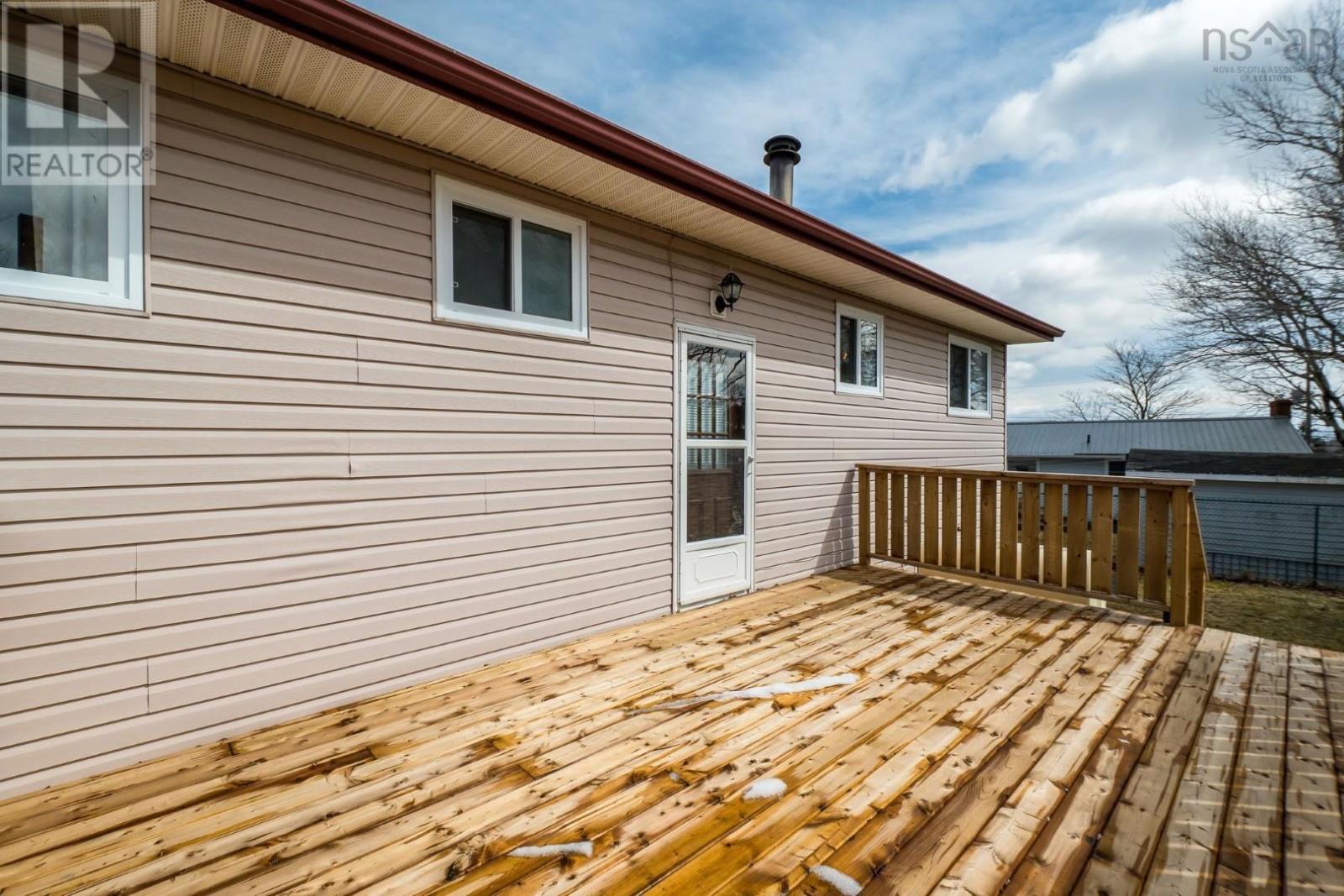 Property 36 of 49 of 19 Shalimar Crescent