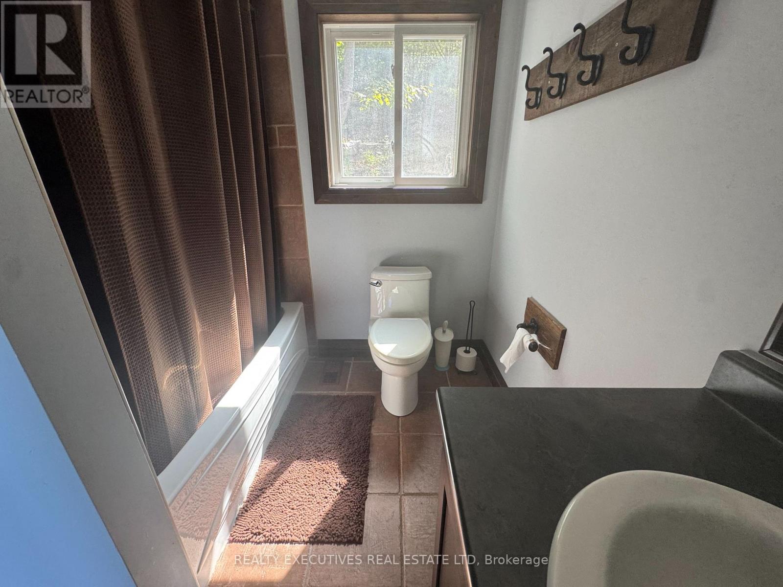 3A WHIPPOORWILL LANE N - 9