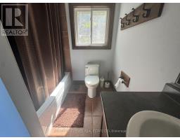 Bathroom - 3a Whippoorwill Lane N, Frontenac, ON K0G1X0 Photo 9