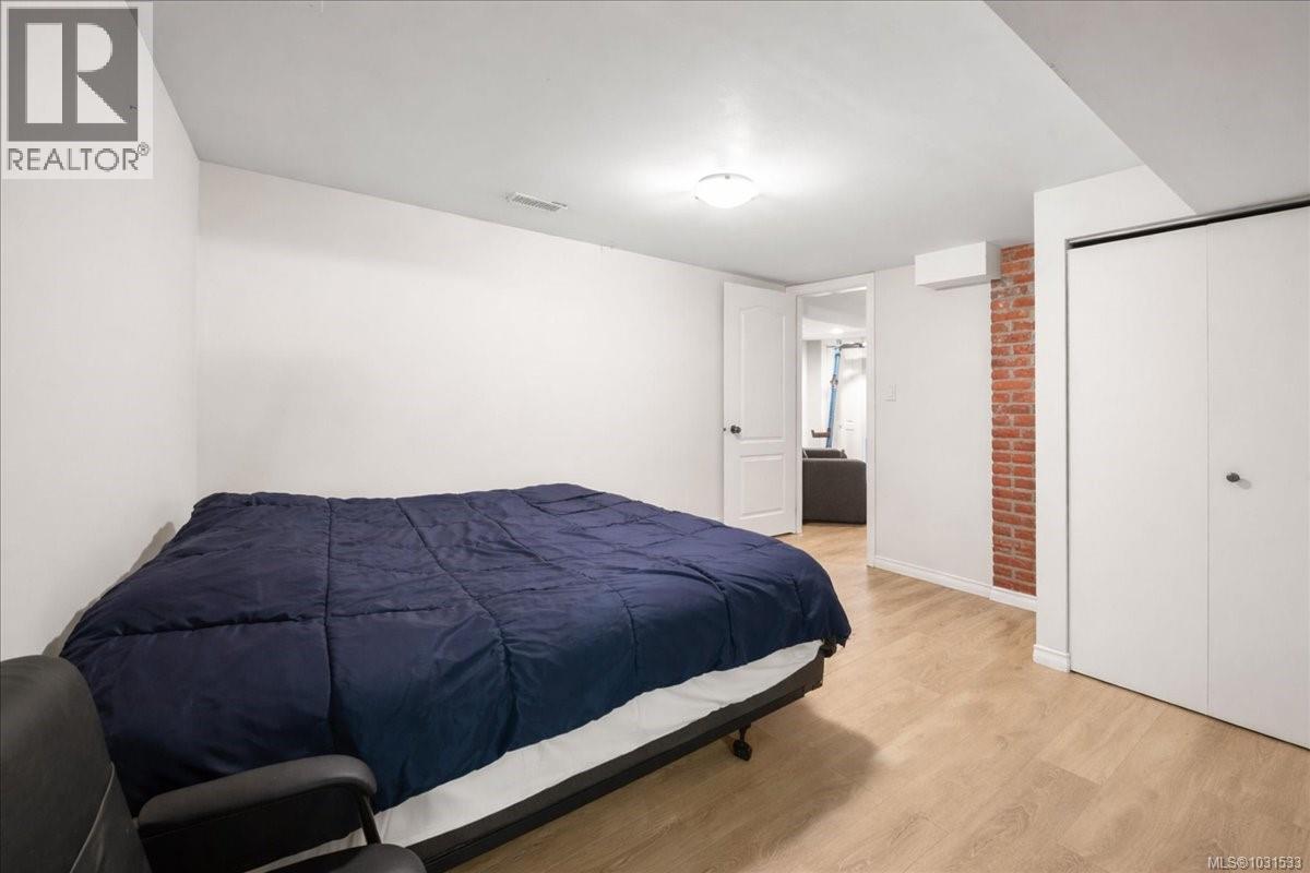 2360 CRANMORE RD - 28