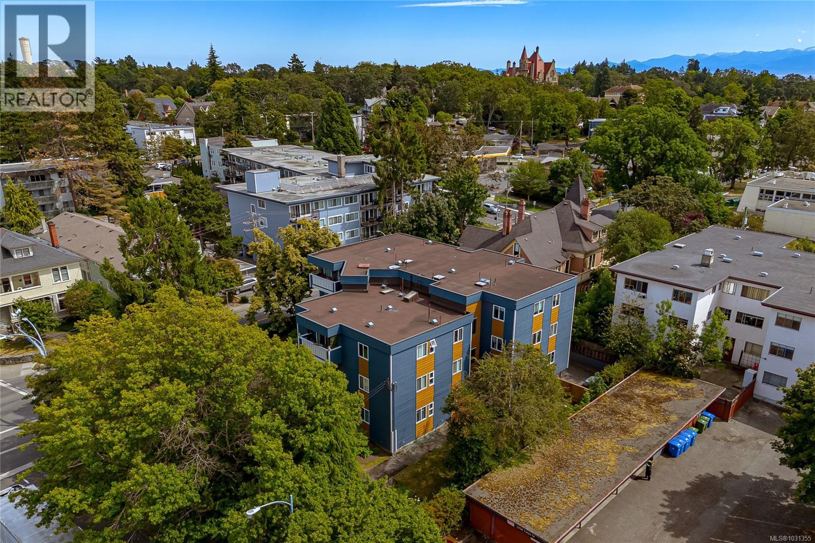 #8 1331 Johnson St - 1