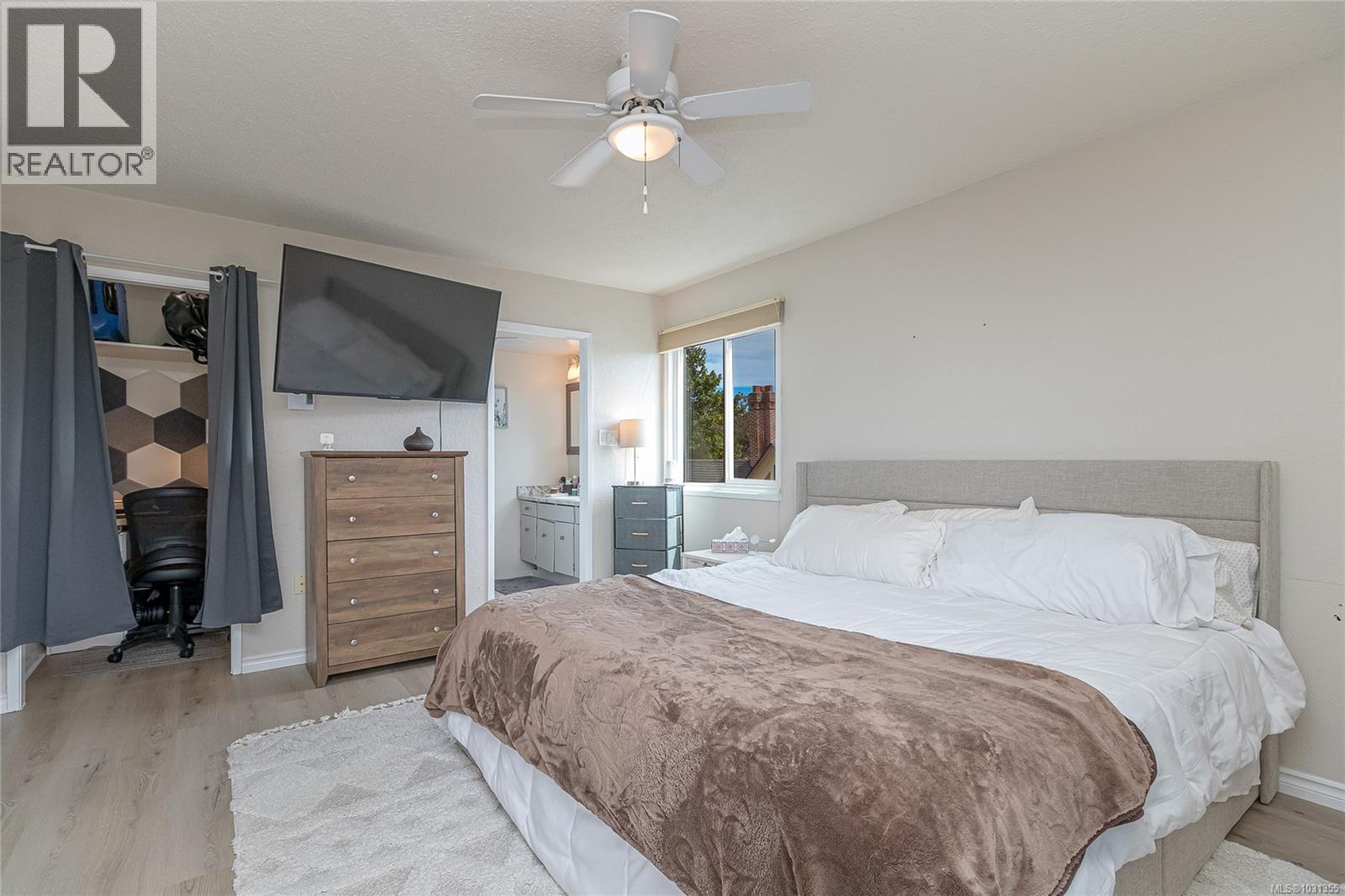#8 1331 Johnson St - 17