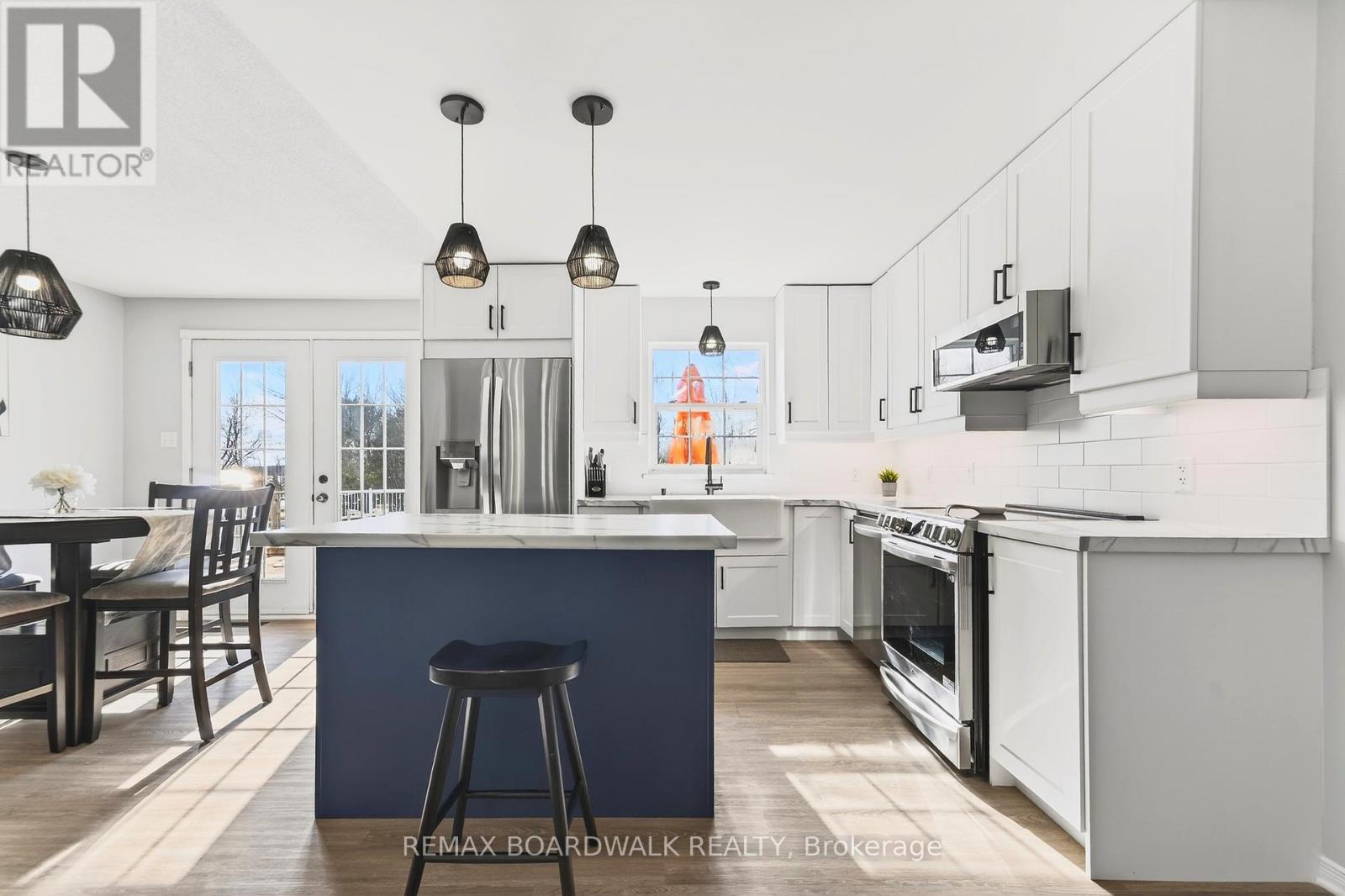 551 MCLACHLAN ROAD - 12