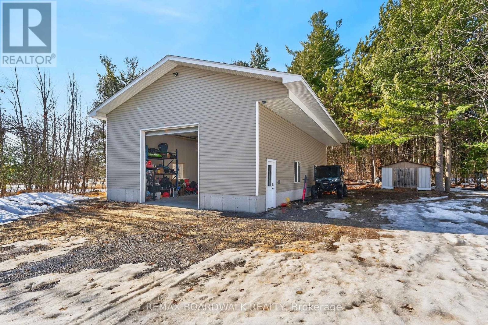 551 MCLACHLAN ROAD - 2