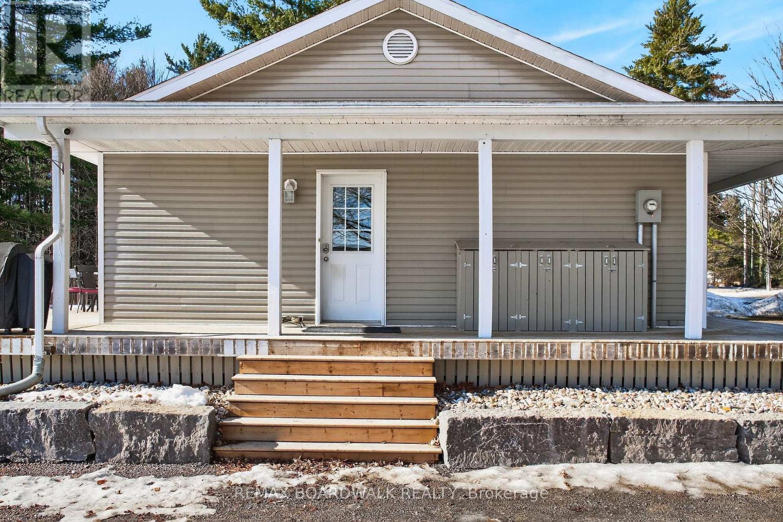 551 MCLACHLAN ROAD - 30