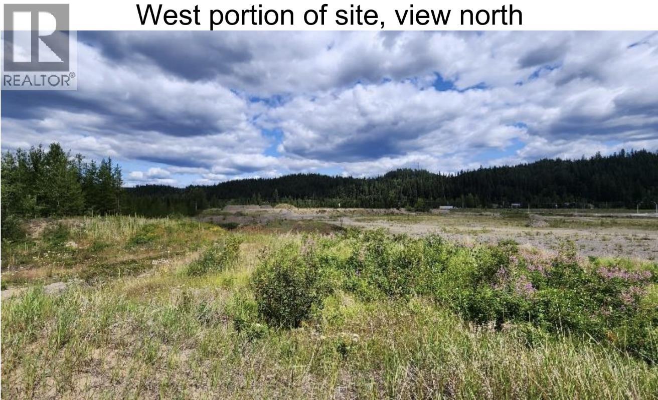 Dining room of 5001 NORTH NECHAKO ROAD · Prince George, BC