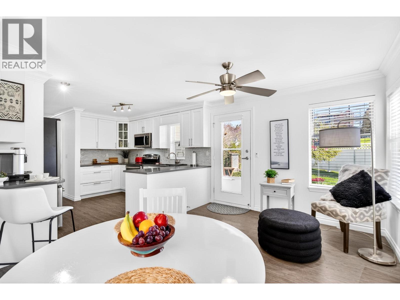 109 22514 116 AVENUE, Maple Ridge