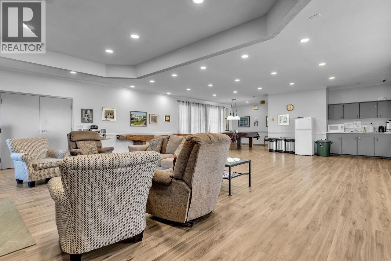 109 22514 116 AVENUE, Maple Ridge