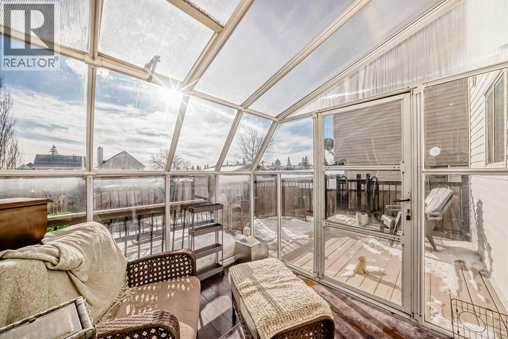 
          80 Hidden Point Northwest
            <br/>
            <span>Calgary</span>
            , 
            <span>AB</span>
             <span>T3A5P5</span>
         - Photo 19