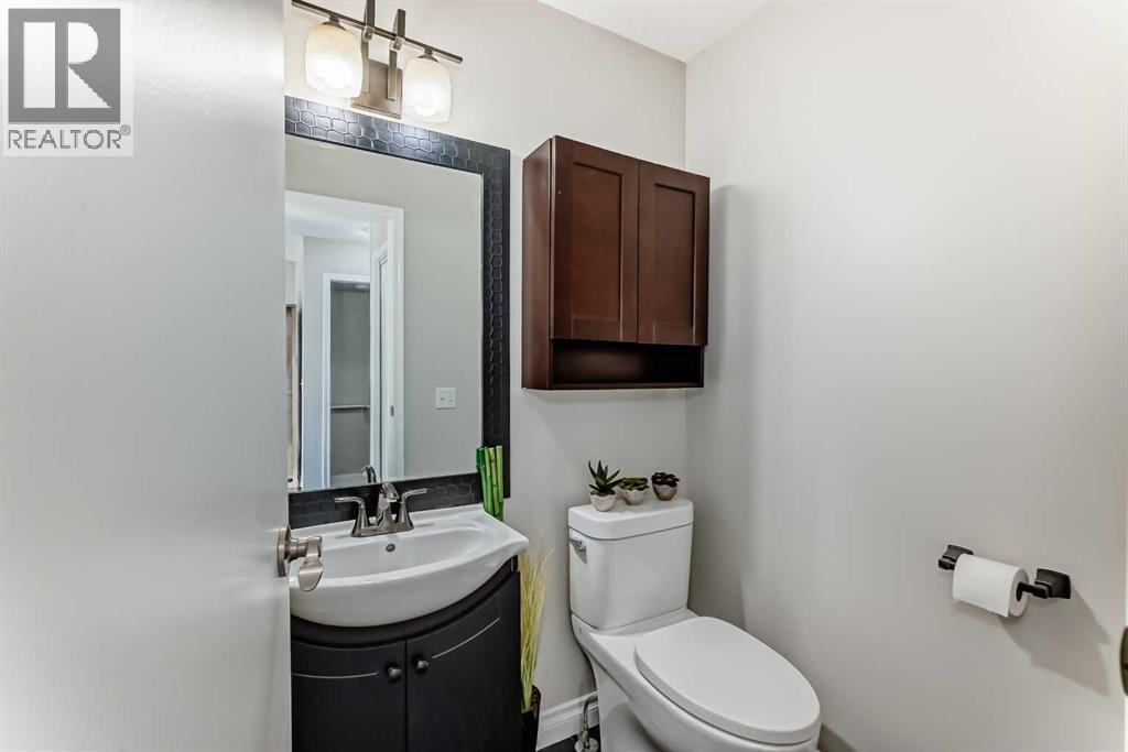 
          80 Hidden Point Northwest
            <br/>
            <span>Calgary</span>
            , 
            <span>AB</span>
             <span>T3A5P5</span>
         - Photo 23