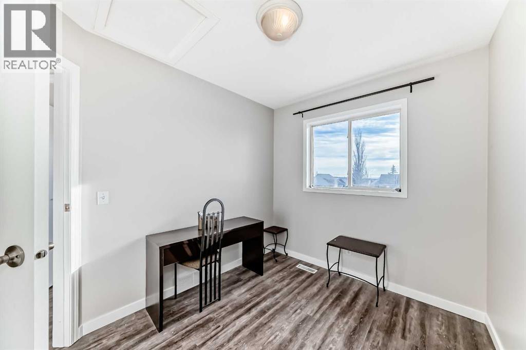 
          80 Hidden Point Northwest
            <br/>
            <span>Calgary</span>
            , 
            <span>AB</span>
             <span>T3A5P5</span>
         - Photo 29