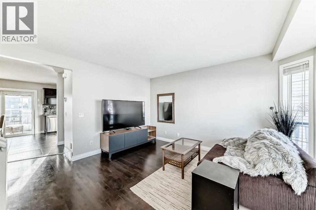 
          80 Hidden Point Northwest
            <br/>
            <span>Calgary</span>
            , 
            <span>AB</span>
             <span>T3A5P5</span>
         - Photo 7