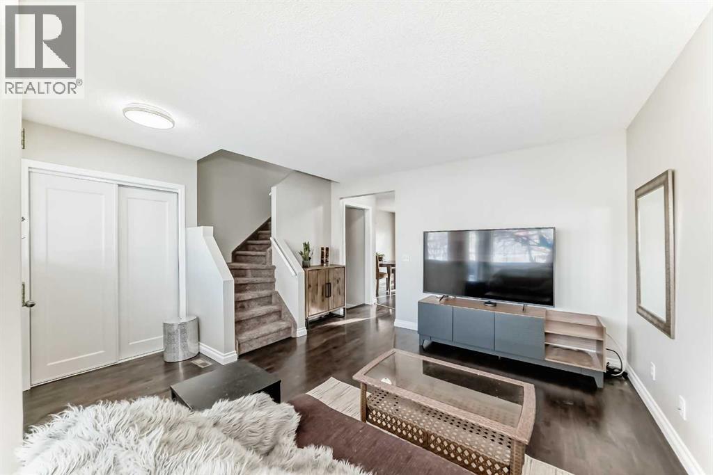 
          80 Hidden Point Northwest
            <br/>
            <span>Calgary</span>
            , 
            <span>AB</span>
             <span>T3A5P5</span>
         - Photo 8