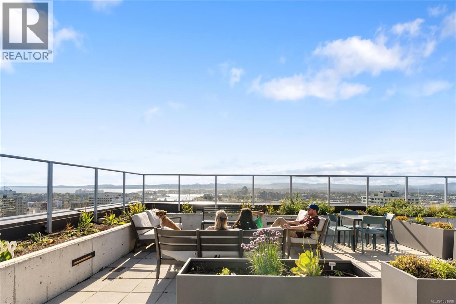 401 845 Johnson St, Victoria