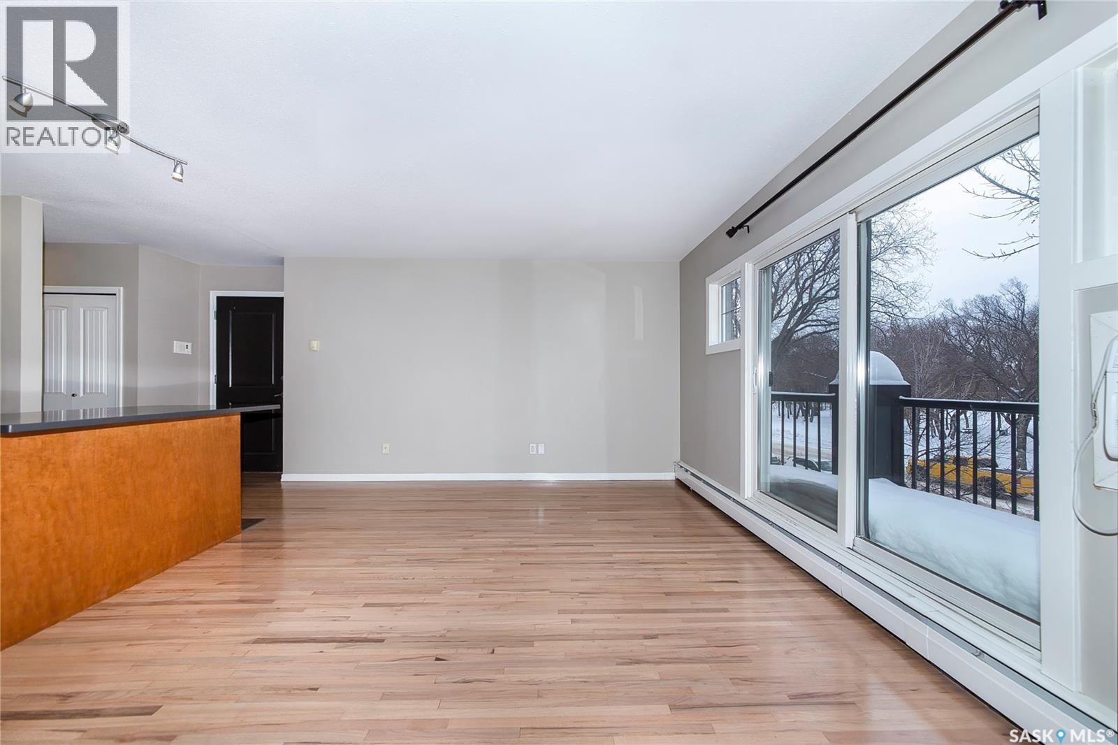 #303 2613 BROADWAY AVENUE - 11