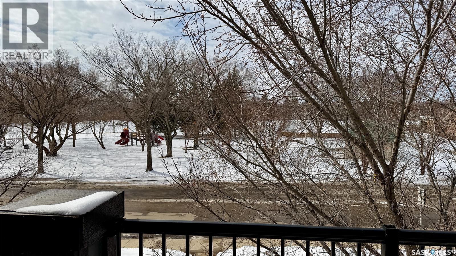 #303 2613 BROADWAY AVENUE - 19